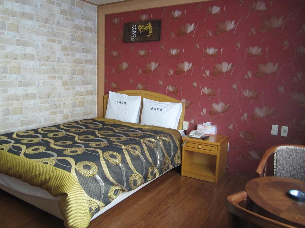 Jeju Olleh Hotel Værelse billede